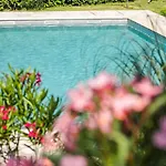 Valentina - Luxurious For 9 People With Xxl Pool And Whirpool