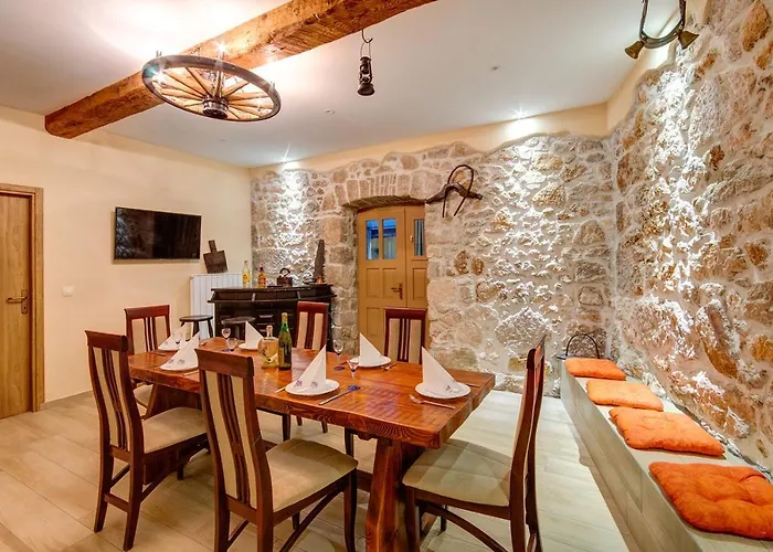 Valentina - Luxurious For 9 People With Xxl Pool And Whirpool Bribir (Primorje-Gorski Kotar)