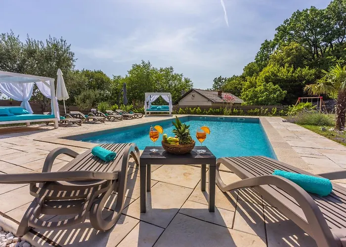 Villa Valentina - Luxurious For 9 People With Xxl Pool And Whirpool