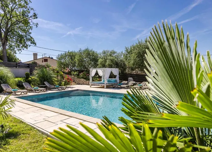 Valentina - Luxurious For 9 People With Xxl Pool And Whirpool Bribir (Primorje-Gorski Kotar)