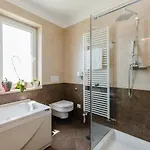Valentina - Luxurious For 9 People With Xxl Pool And Whirpool * Bribir (Primorje-Gorski Kotar)