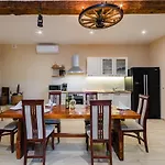 Villa Valentina - Luxurious For 9 People With Xxl Pool And Whirpool Bribir (Primorje-Gorski Kotar)