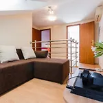 Valentina - Luxurious For 9 People With Xxl Pool And Whirpool Bribir (Primorje-Gorski Kotar)