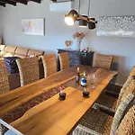 Valentina - Luxurious For 9 People With Xxl Pool And Whirpool