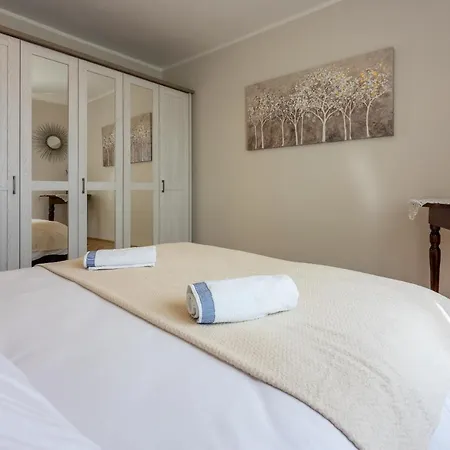 Valentina - Luxurious For 9 People With Xxl Pool And Whirpool Villa Bribir (Primorje-Gorski Kotar)
