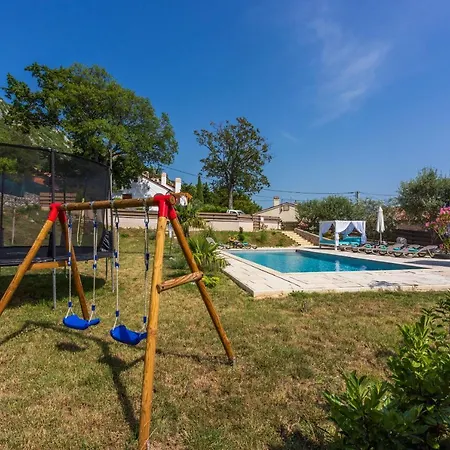 Valentina - Luxurious For 9 People With Xxl Pool And Whirpool Villa *