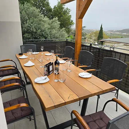 Valentina - Luxurious For 9 People With Xxl Pool And Whirpool Bribir (Primorje-Gorski Kotar)