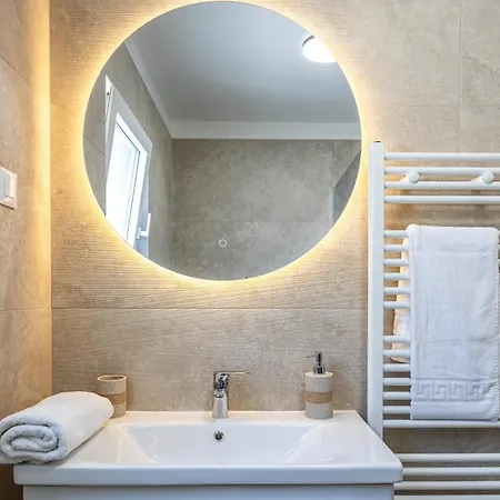 Valentina - Luxurious For 9 People With Xxl Pool And Whirpool Villa Bribir (Primorje-Gorski Kotar)