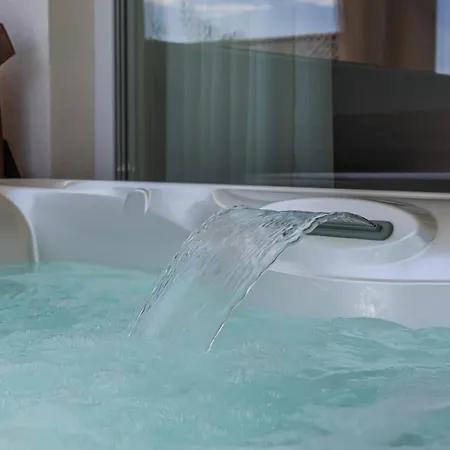 Valentina - Luxurious For 9 People With Xxl Pool And Whirpool Брибир