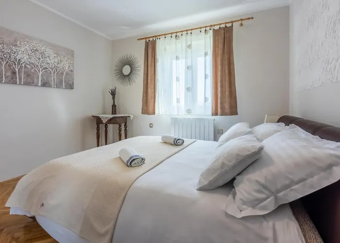 Valentina - Luxurious For 9 People With Xxl Pool And Whirpool Villa Bribir