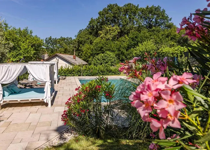 Villa Valentina - Luxurious For 9 People With Xxl Pool And Whirpool